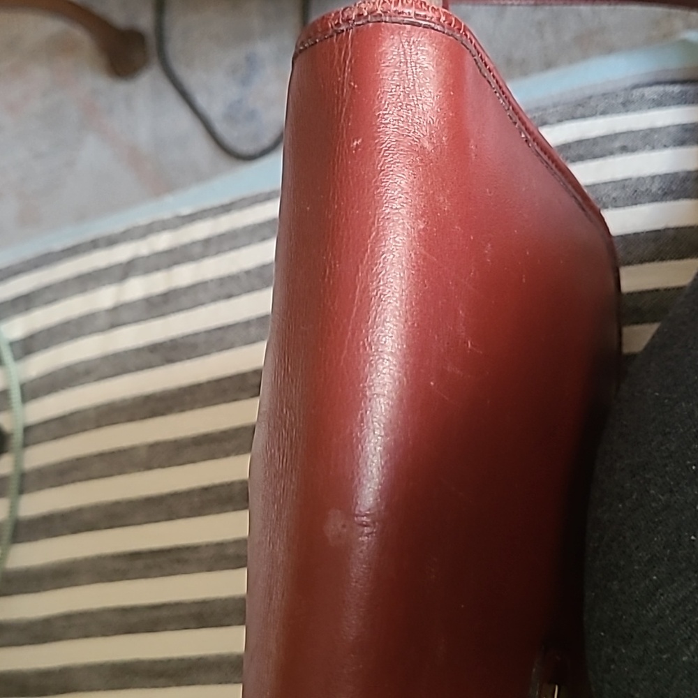Vintage Etienne Aigner Leather Crossbody satchel brief in Oxblood red - Picture 16 of 16
